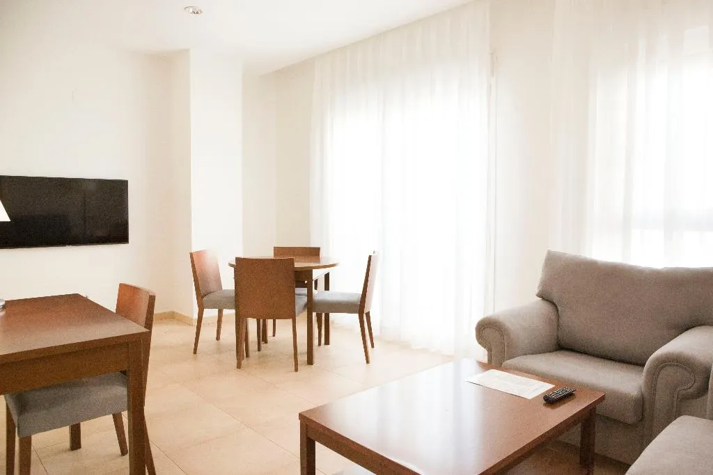 APARTMENT TWO BEDROOMS Room, Albufera Apartotel, Valencia
