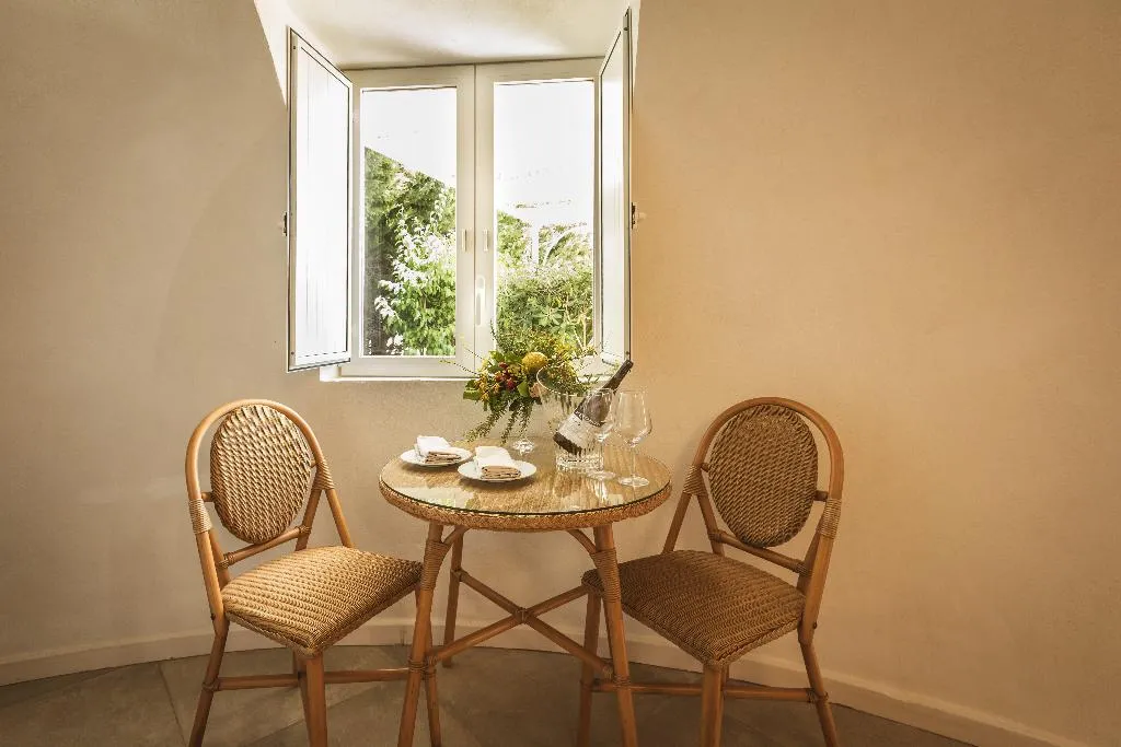 BUNGALOW STANDARD Room, Villa Favorita Hotel & Events, Palermo