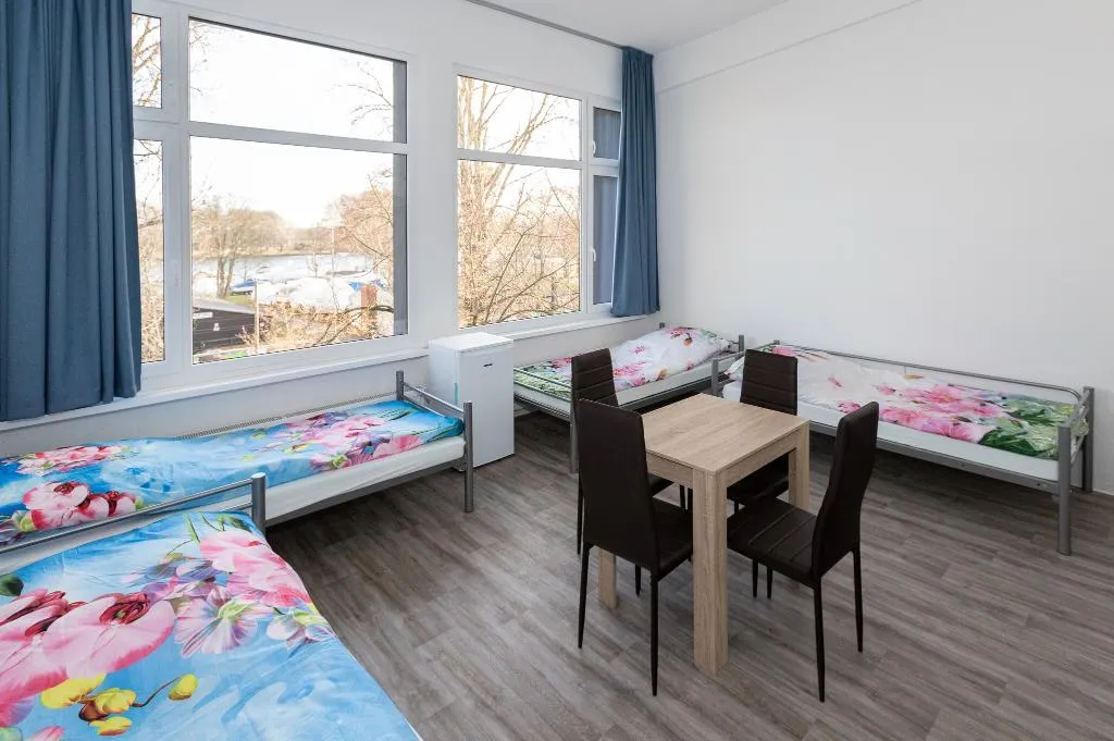 QUADRUPLE BUNK BED Room, NEOHOSTEL Berlin, Berlin