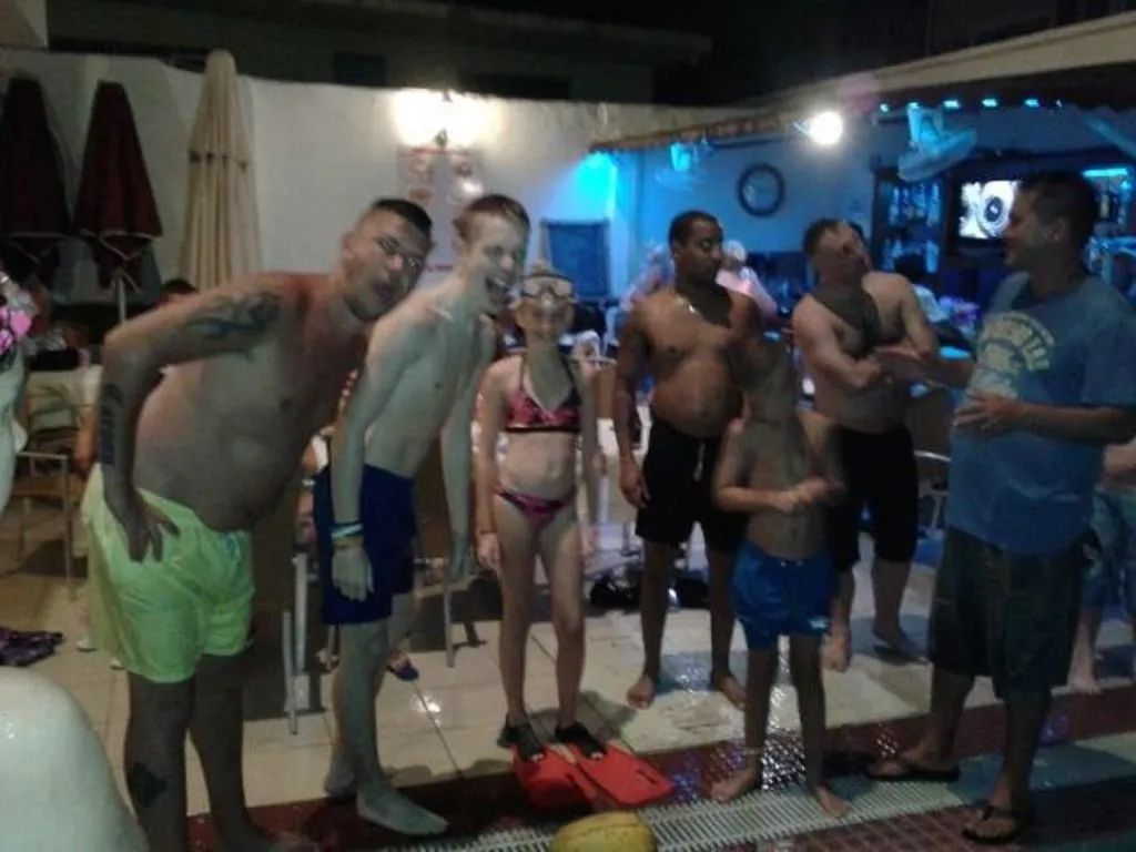 Sports and Entertainment, Sunrise Apart, Dalaman