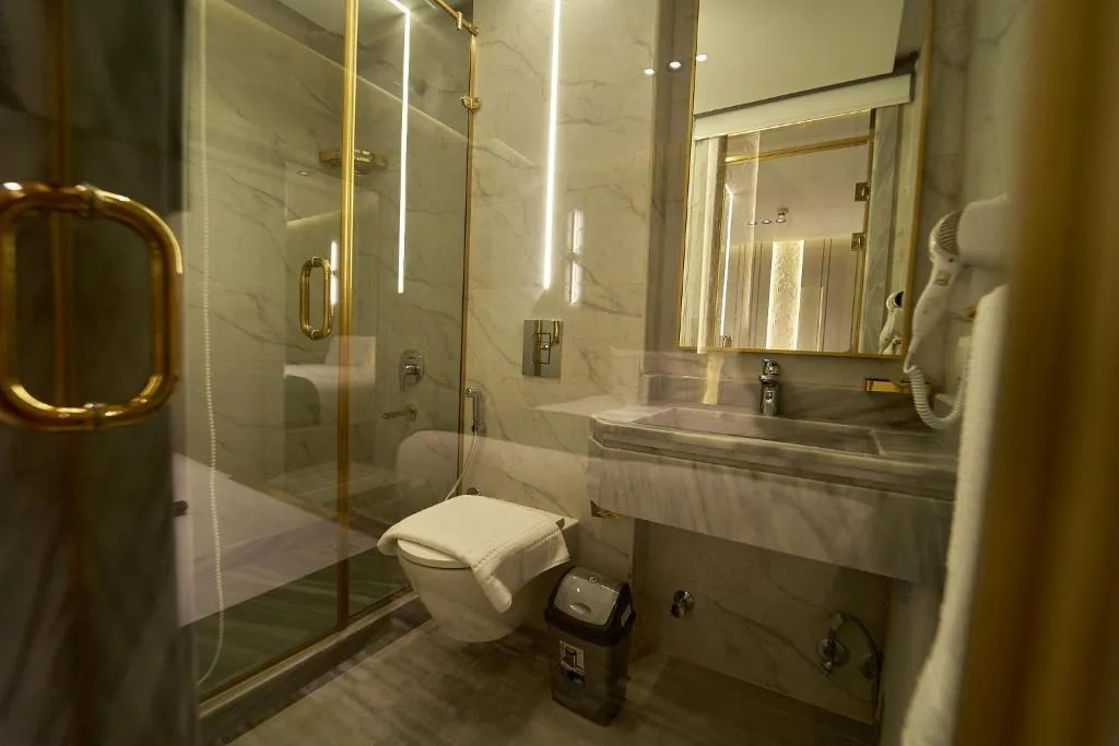 TWIN DELUXE TWO BEDS Room, Pyramids Charm Hotel, Cairo