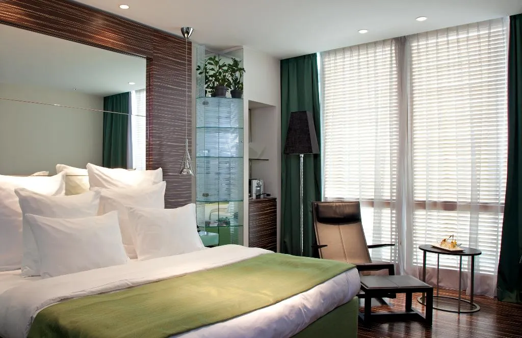 TWIN DELUXE Room, Romeo, Naples