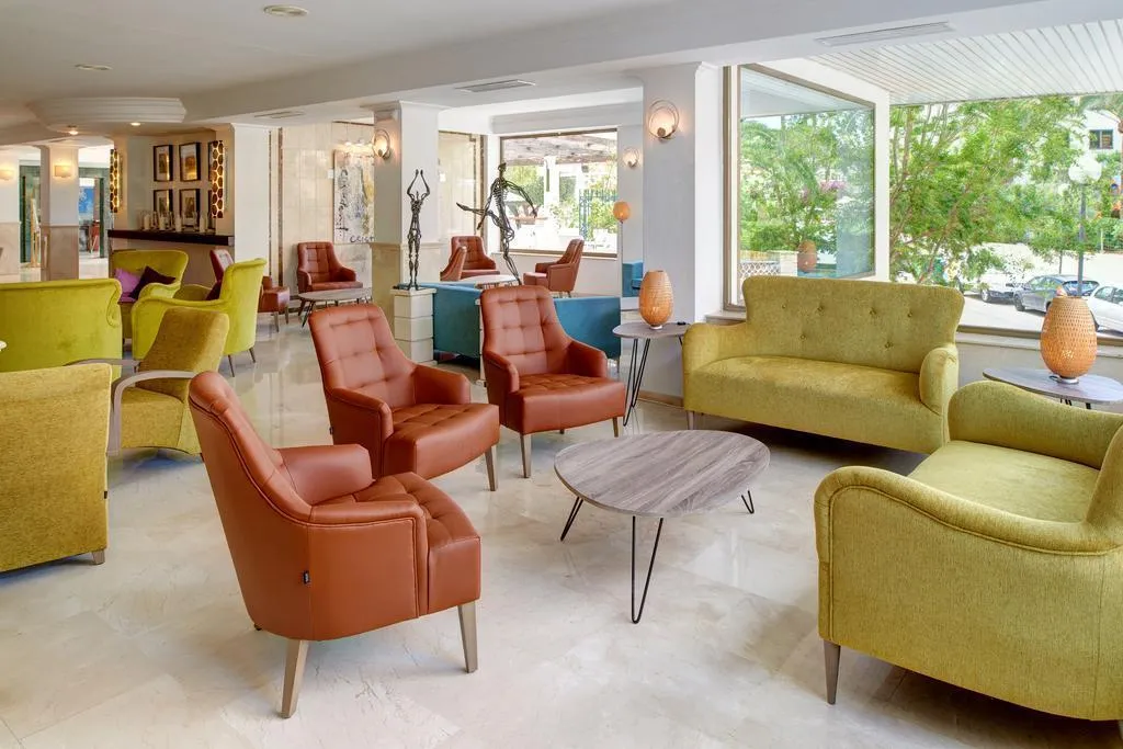 Lobby, Morito, Majorca