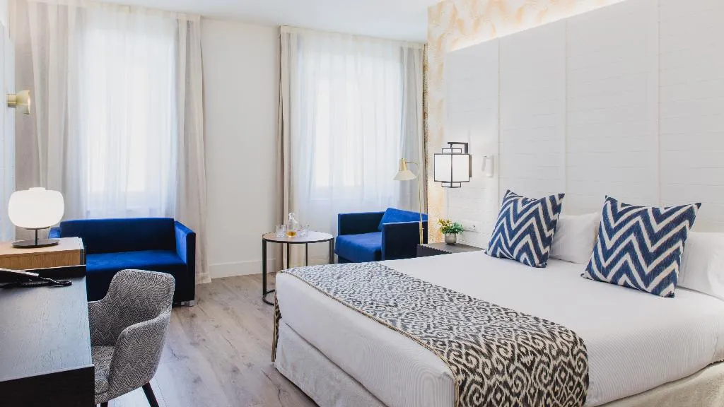 FAMILY ROOM DELUXE Room, Catalonia Molina Lario, Costa Del Sol