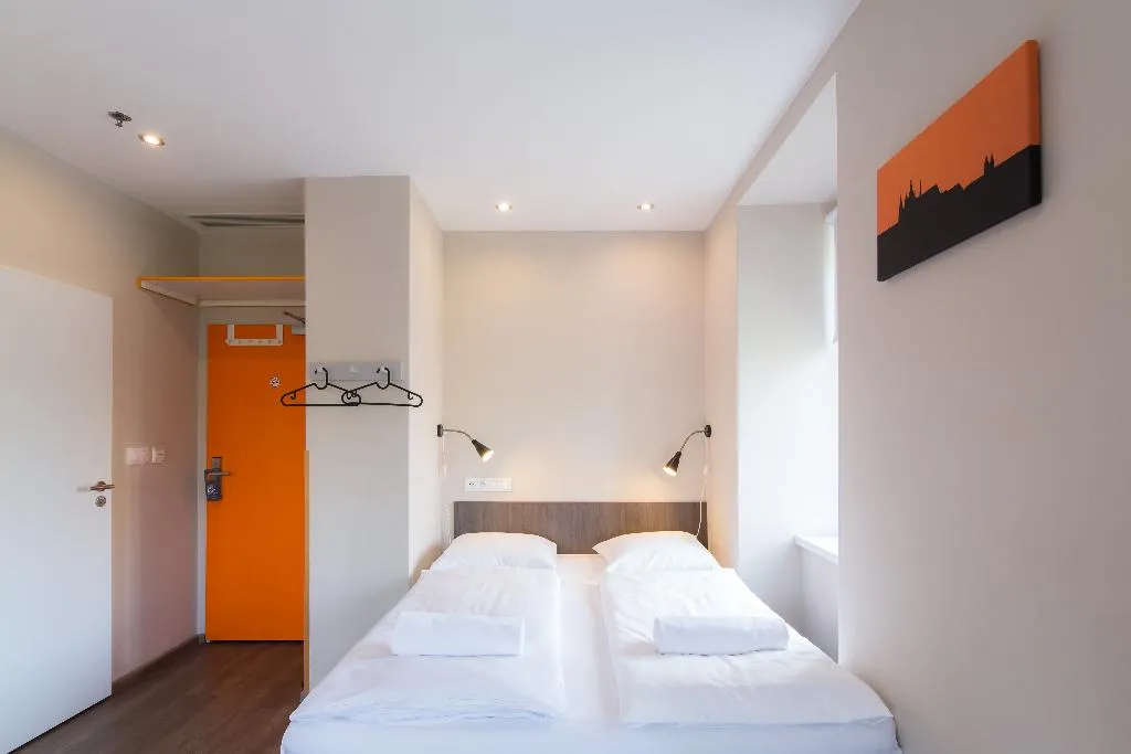 QUADRUPLE BASIC Room, Minimino Hotel Prague, Prague