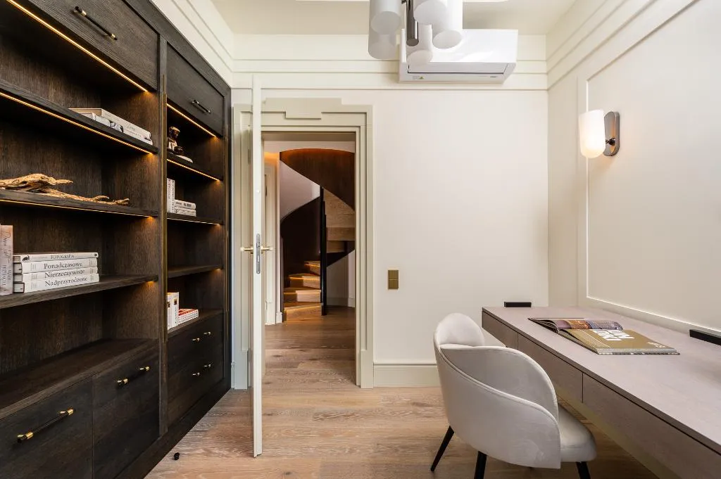 APARTMENT WITH BALCONY Room, Art Boutique ApartHotel, Krakow