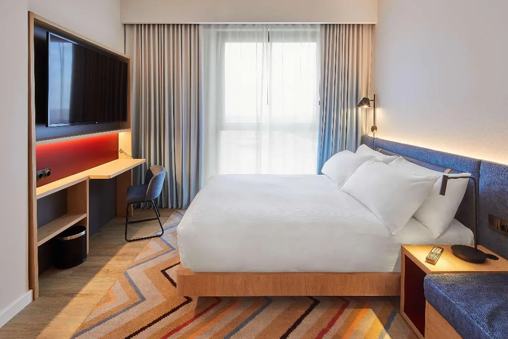 Room, Hampton by Hilton Barcelona Fira Gran Via, Barcelona