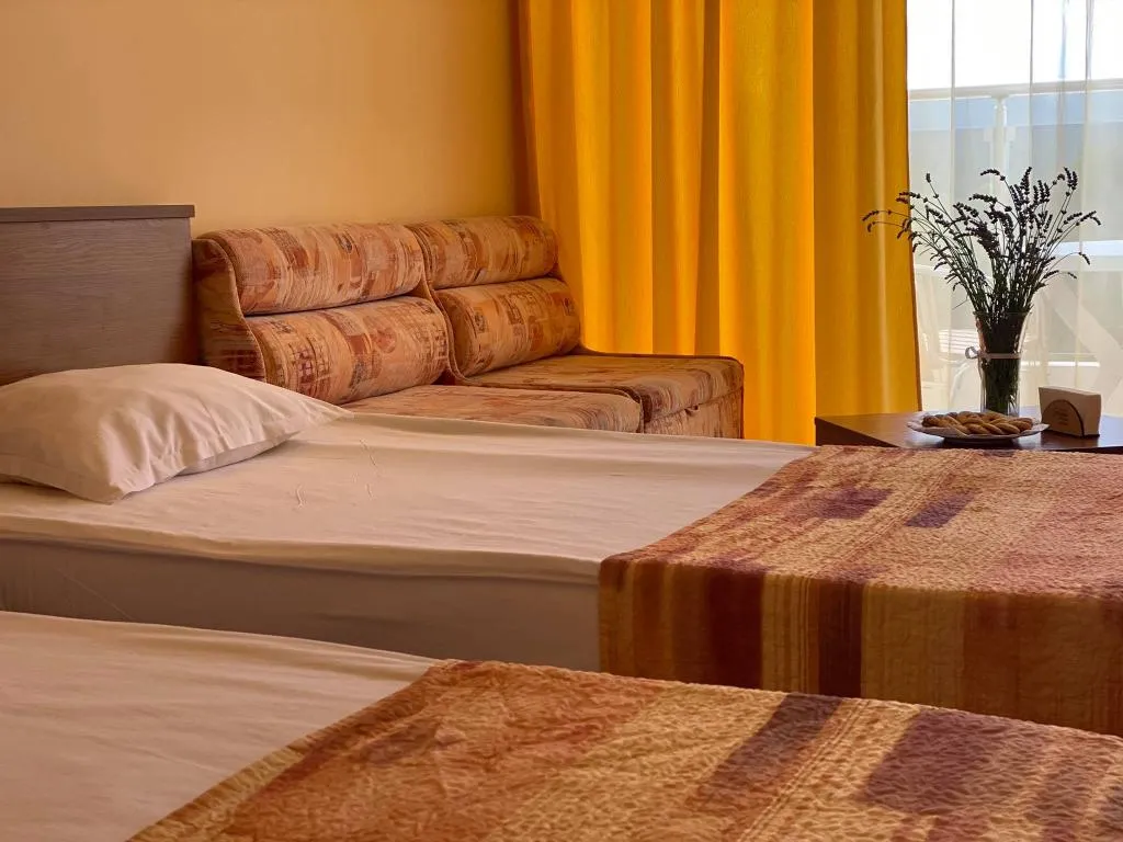 SINGLE STANDARD Room, Plamena Palace, Bourgas