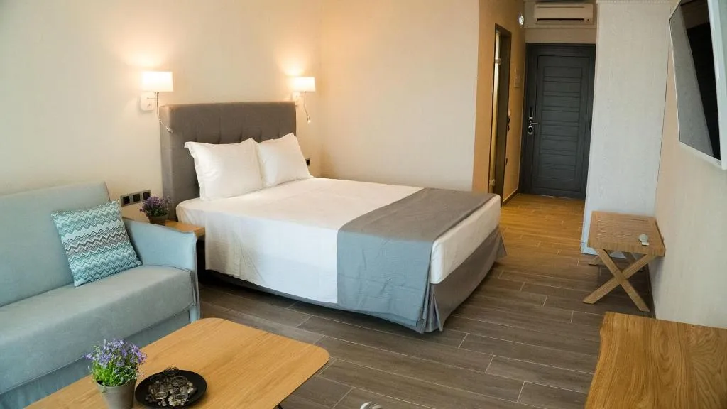Room, Costa Domus Blue Luxury Apartments, Thessaloniki