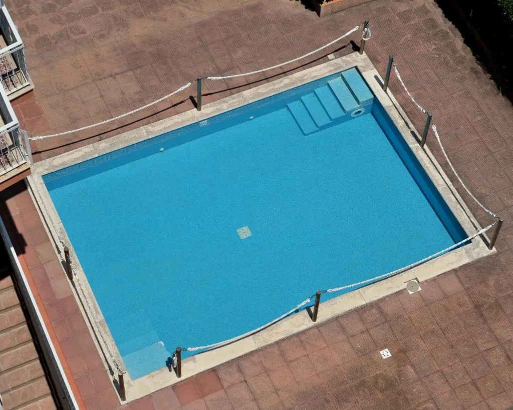 Pool, Pietra Di Luna, Naples