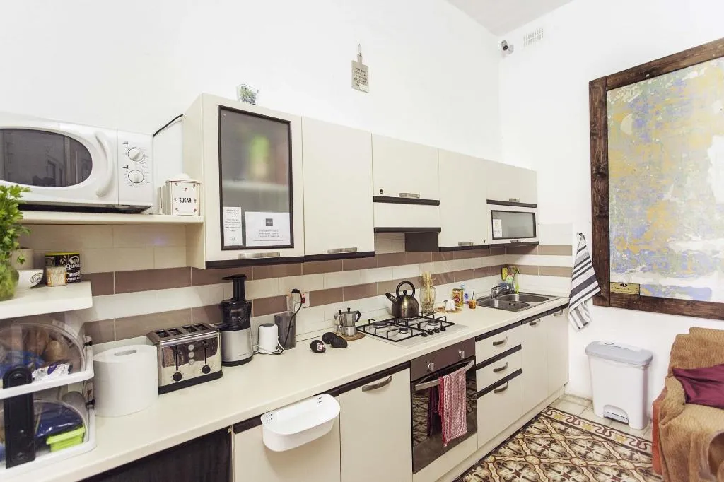 Restaurant, Granny's Inn - Hostel, Malta