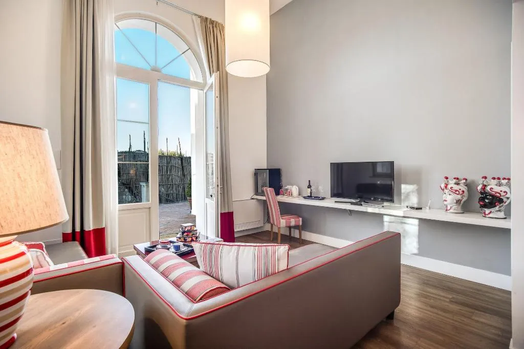 Room, Relais Palazzo del Barone - Adults Only, Naples