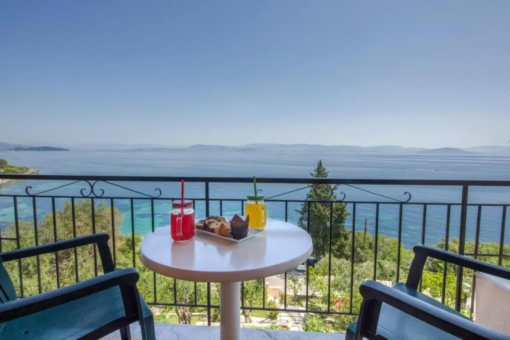 APARTMENT TWO BEDROOMS ONE BATHROOM Room, Casa Dei Venti, Corfu