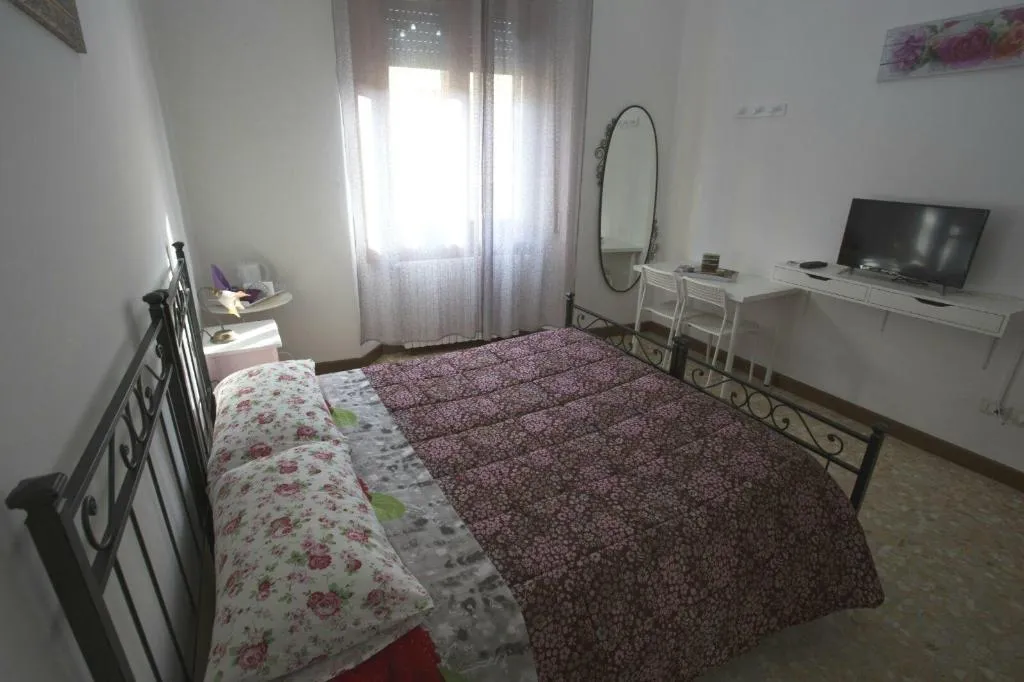 Room, Dimora Del Magnifico, Florence