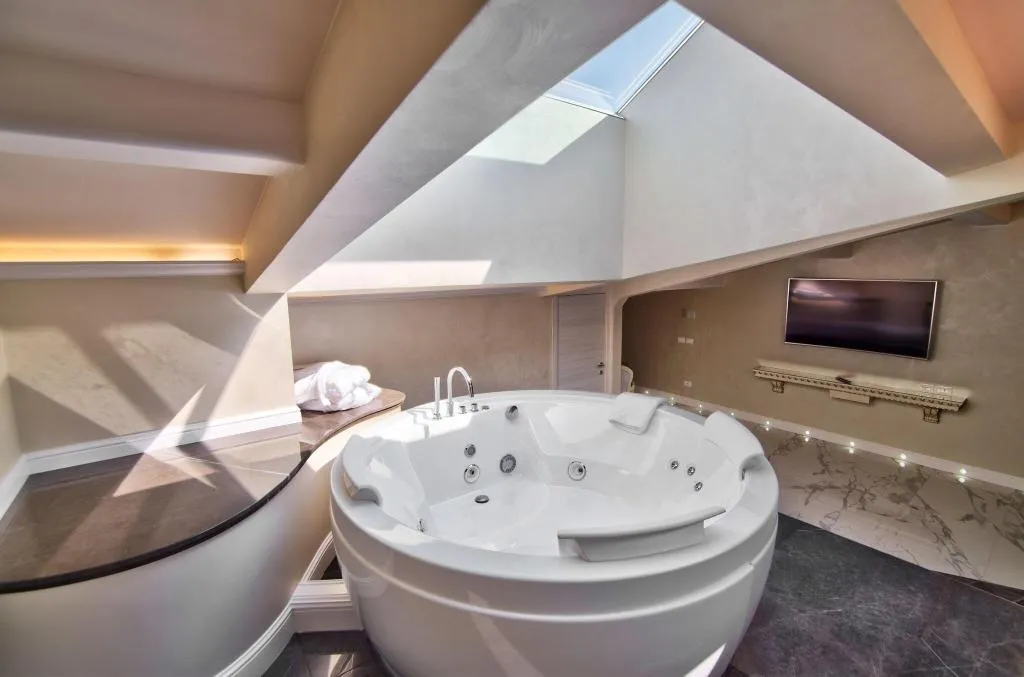 SUITE DELUXE Room, The Moon Boutique Hotel, Florence