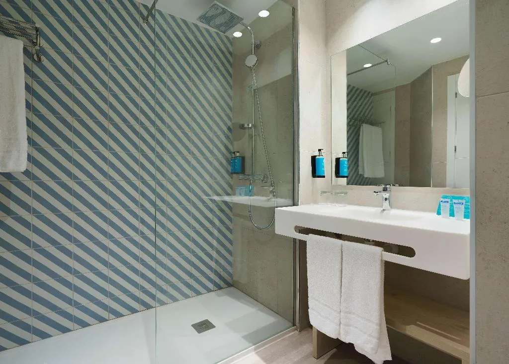 Double or Twin POOL VIEW Room, Alua Tenerife, Tenerife