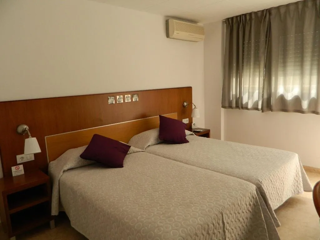 Room, Pension Rovior, Costa Dorada