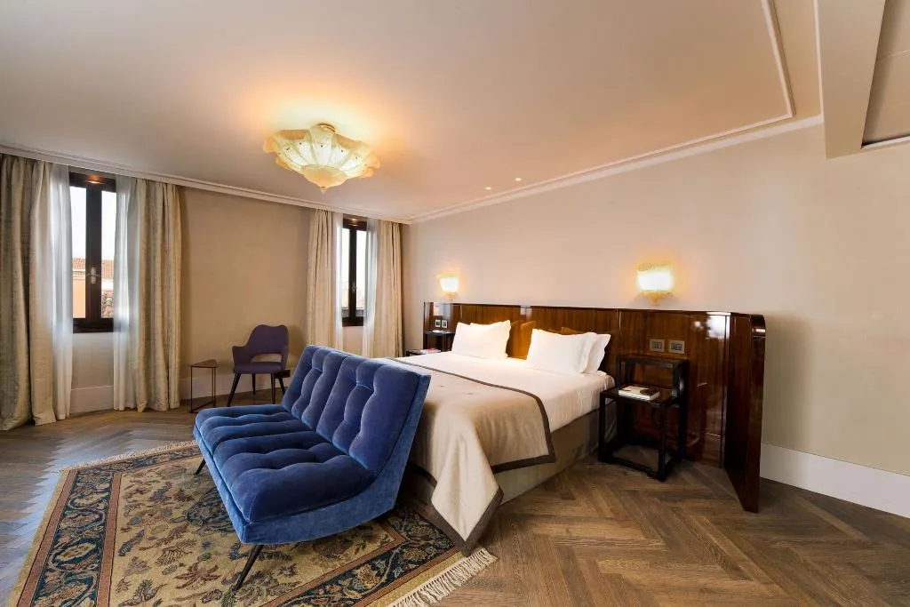 DOUBLE DELUXE Room, NH Collection Venezia Grand Hotel Palazzo dei Dogi, Venice