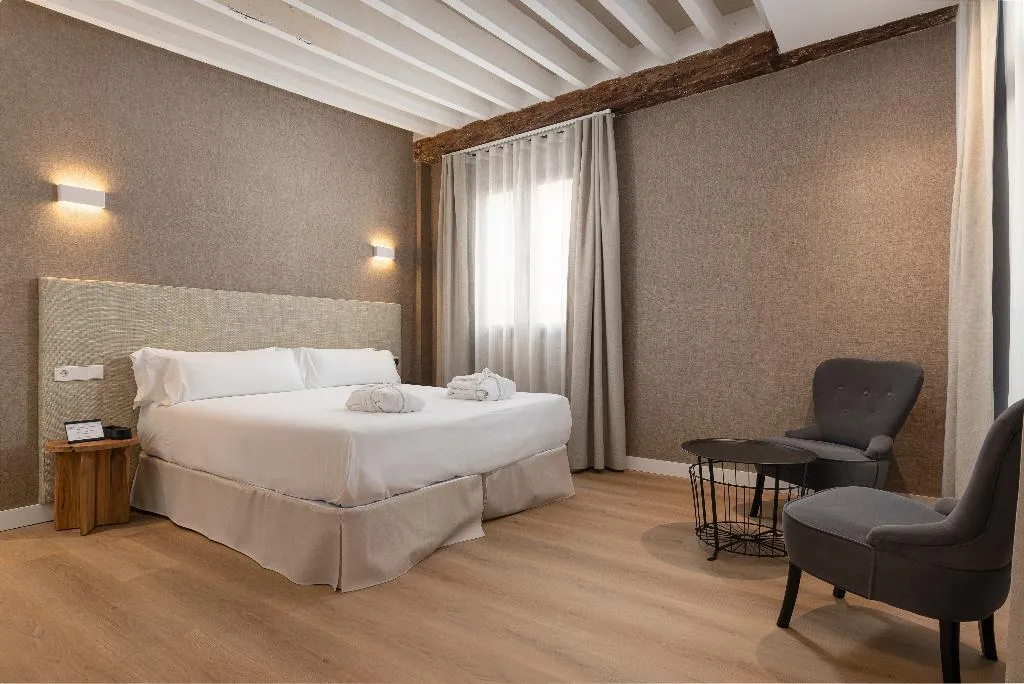 Double or Twin WITH TERRACE Room, Brondo Architect, Majorca