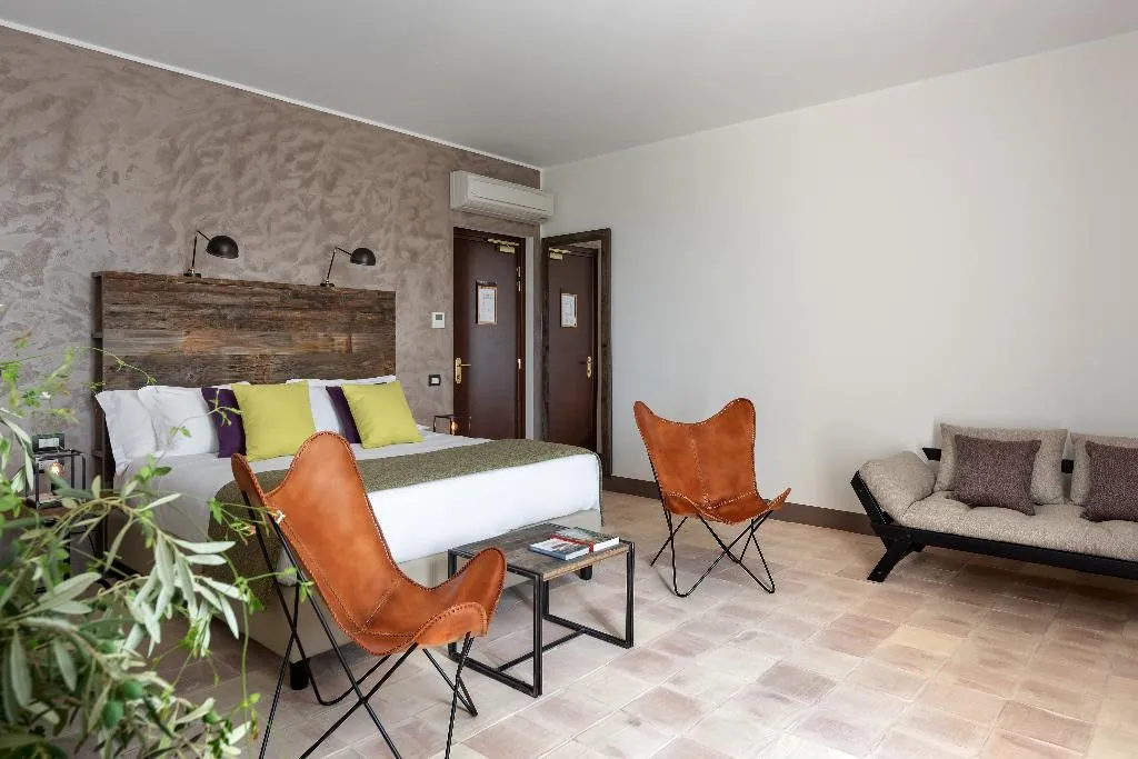 JUNIOR SUITE STANDARD Room, Momentum Wellness Bio Resort, Palermo