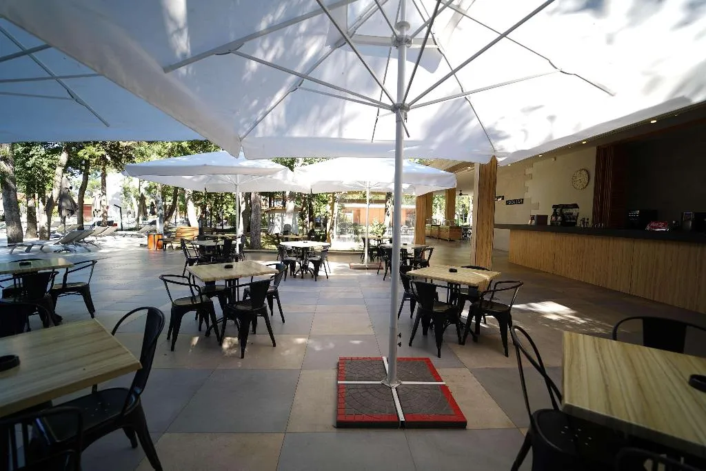 Bar, HVD Club Bor Hotel, Bourgas