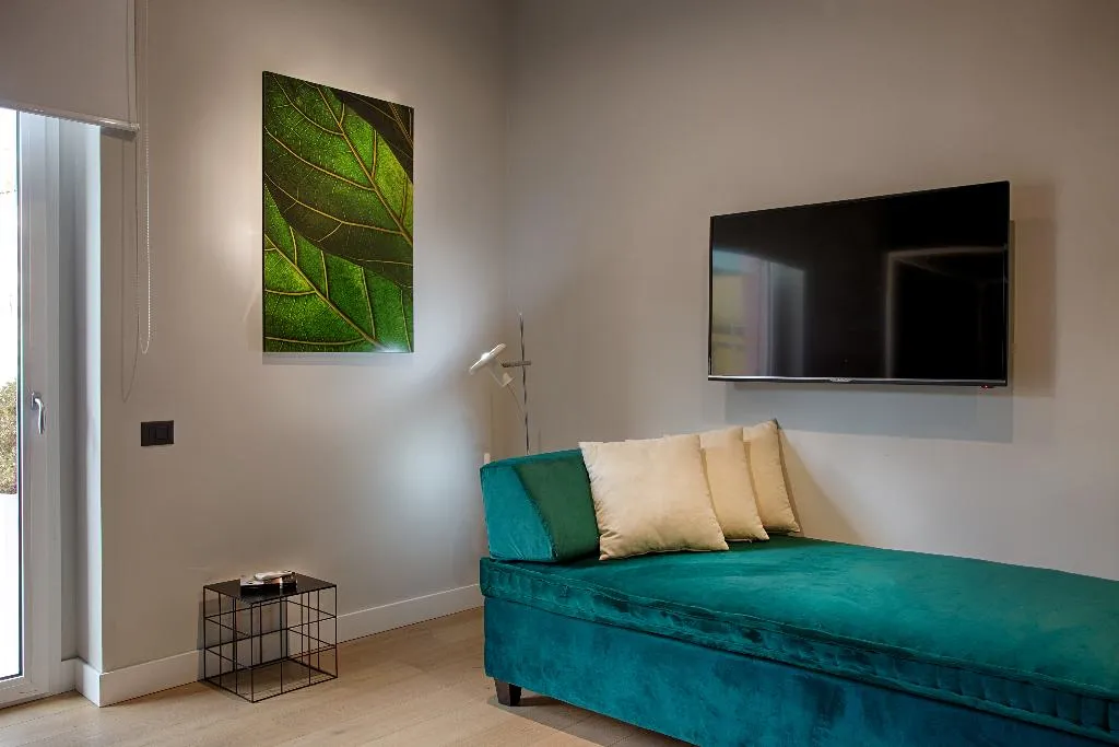 Double or Twin KING SIZE BED Room, Casa Pacifico Napoli, Naples
