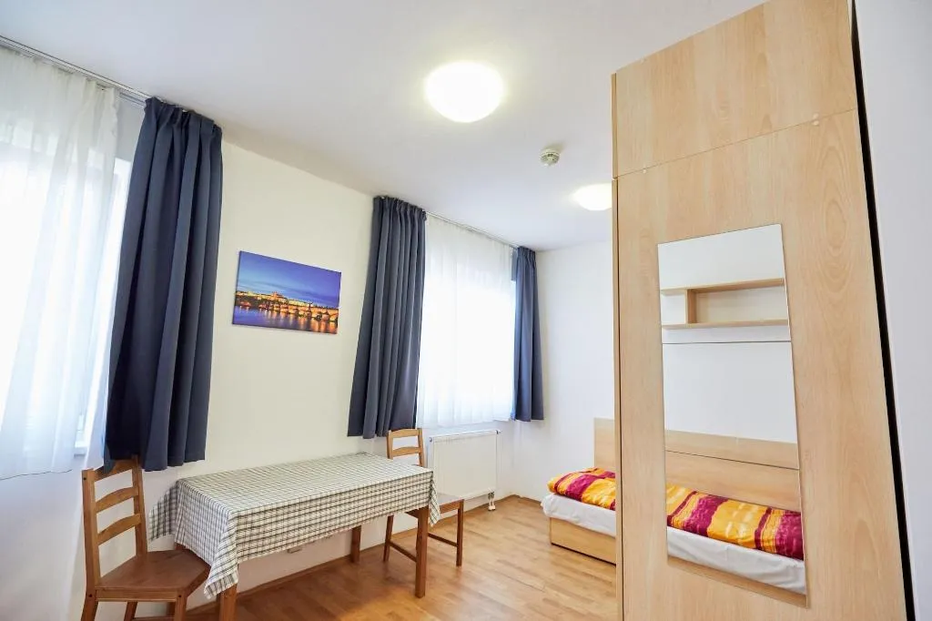 Room, University Hotel, Prague