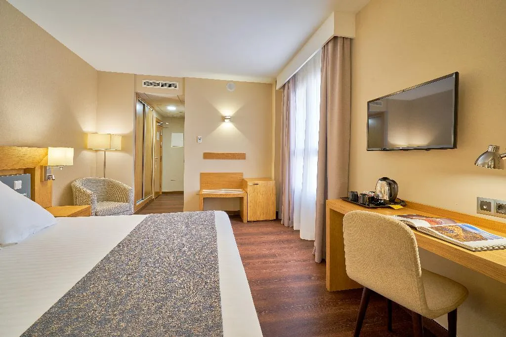 DOUBLE STANDARD Room, Guadalmedina, Costa Del Sol