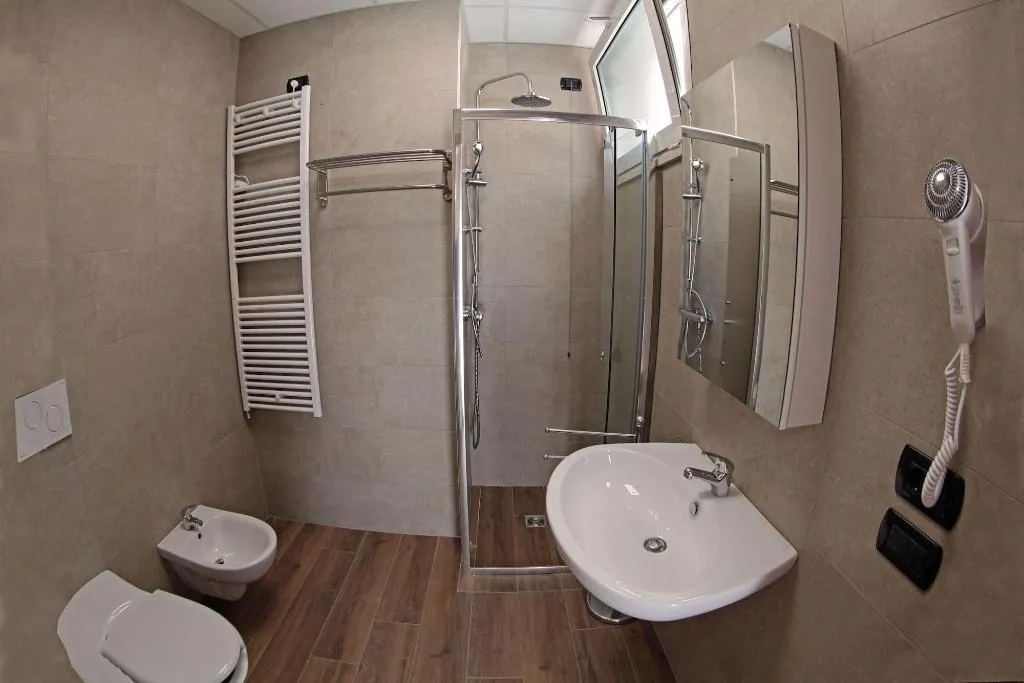 Room, Villa Canneto, Milan
