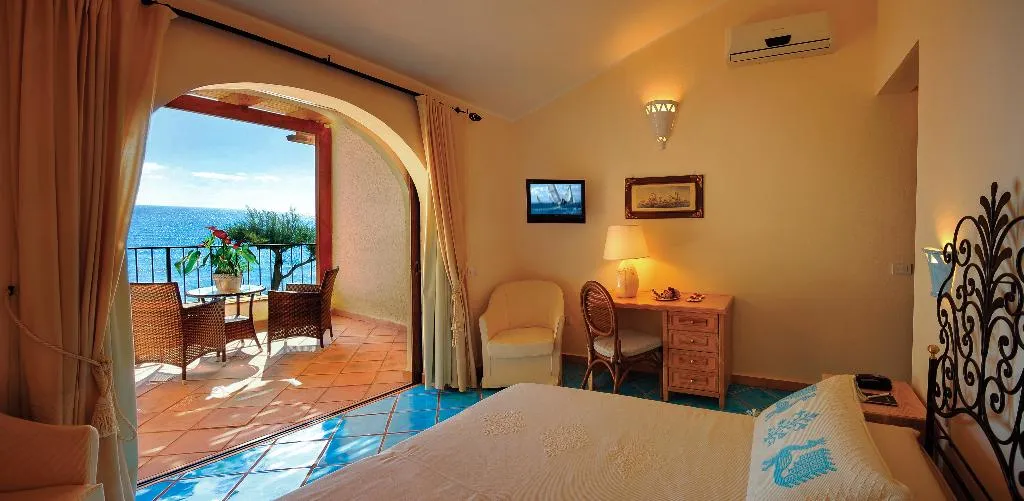Room, Luna Sardinia, Cagliari