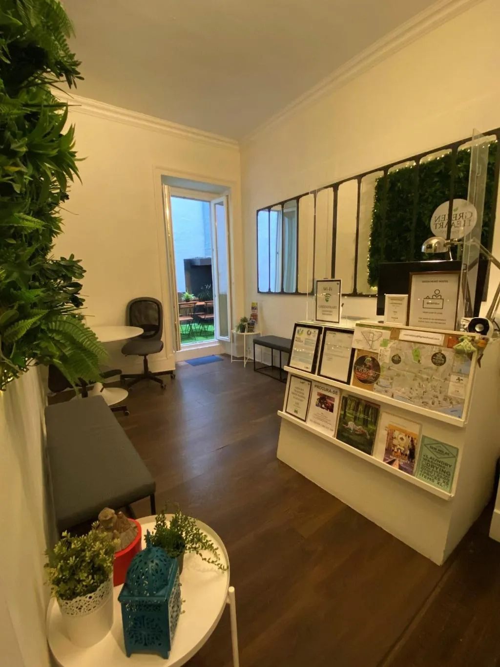 Lobby, Green Heart Hostel, Lisbon