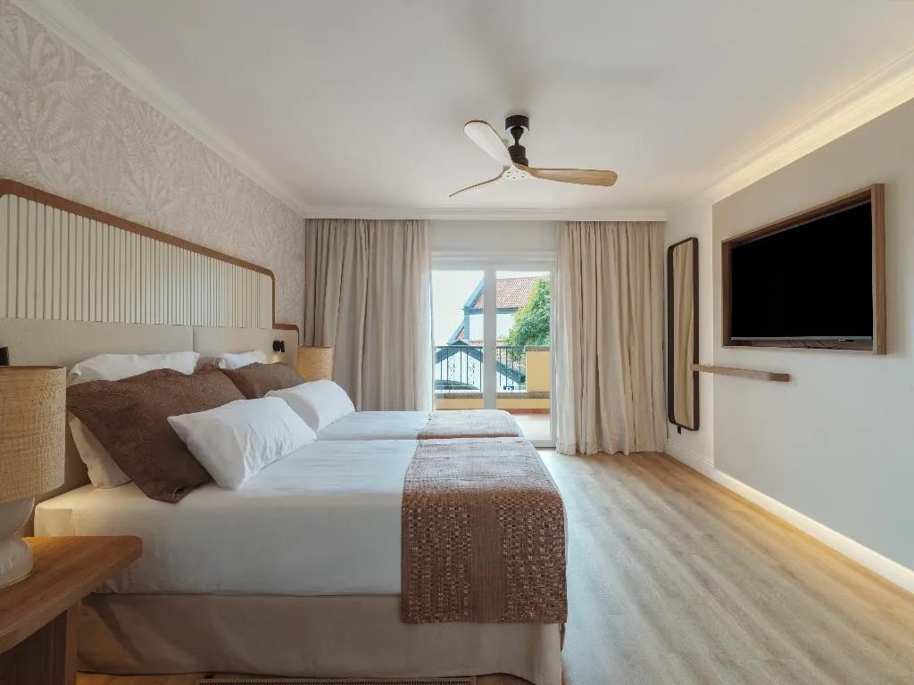 JUNIOR SUITE STANDARD Room, Hyatt Ziva Madeira, Madeira