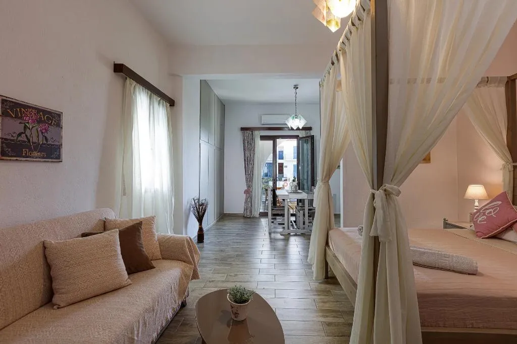 STUDIO SIDE SEA VIEW Room, Kasteli Studios & Apartments, Crete