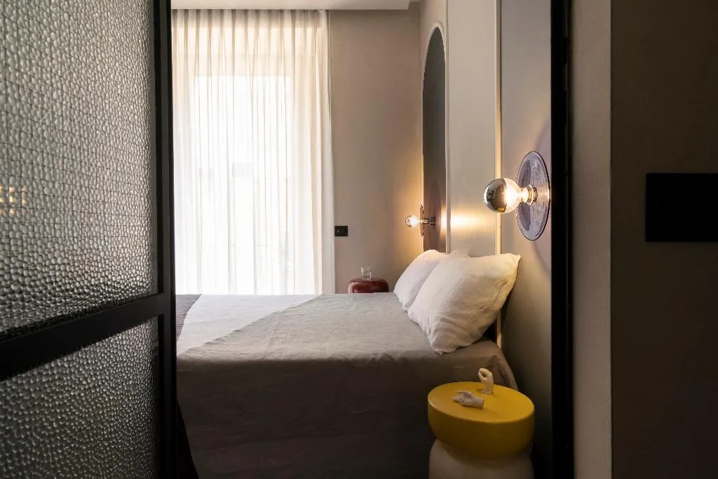 DOUBLE WITH DOUBLE BED Room, Casa Pacifico Napoli, Naples