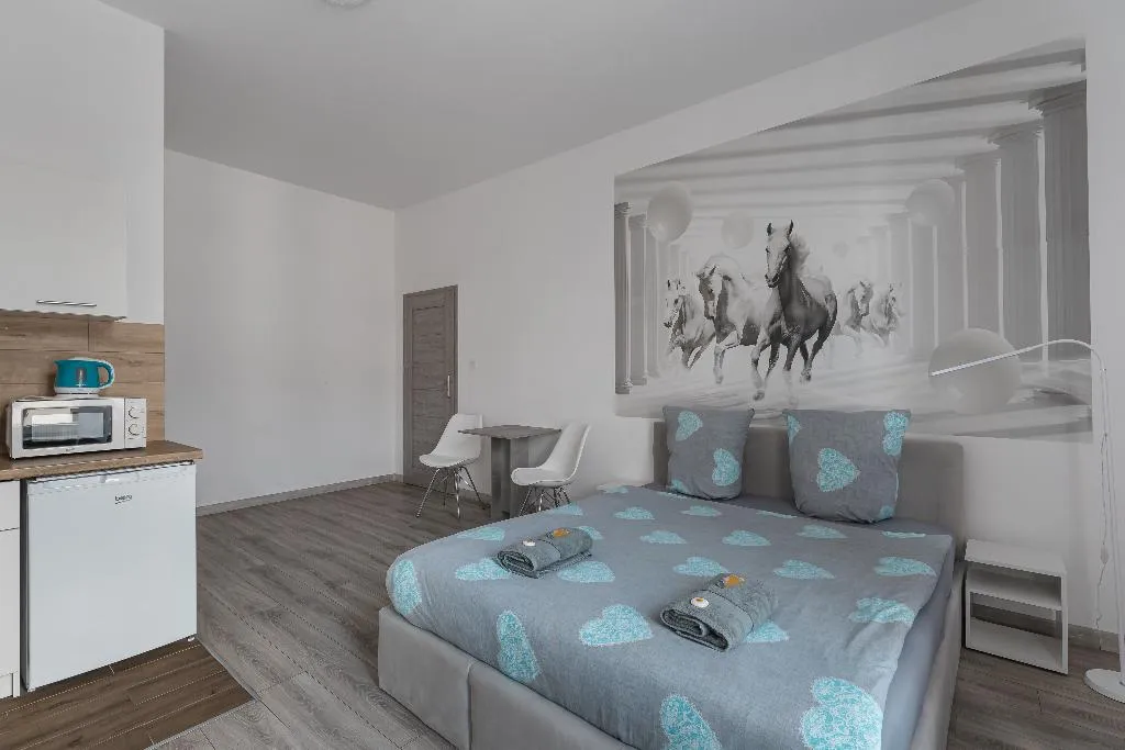 DOUBLE DELUXE Room, Queen Apartments, Krakow