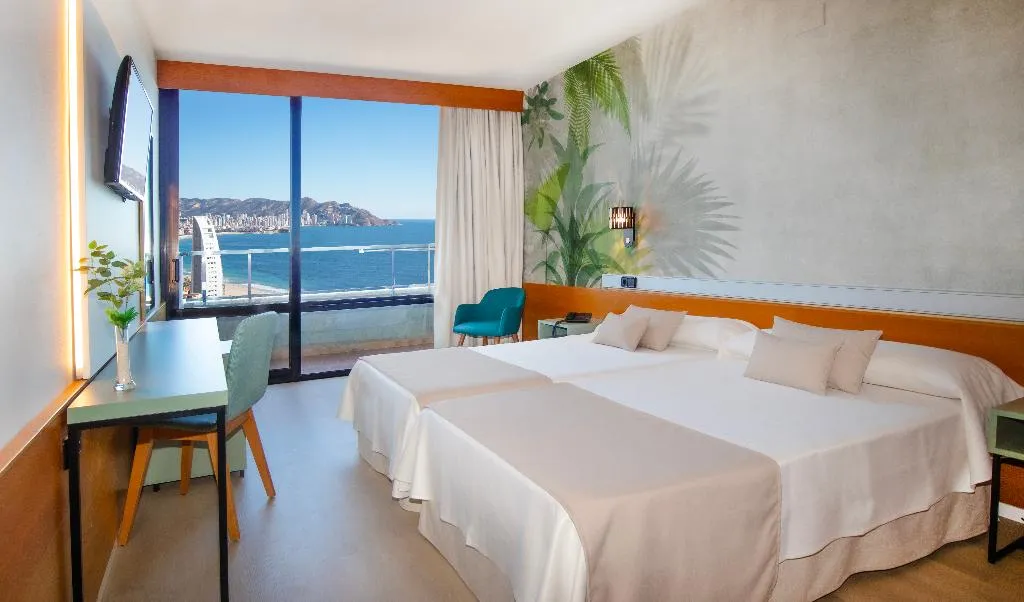 DOUBLE SINGLE USE PREMIUM Room, Gran Hotel Bali, Costa Blanca