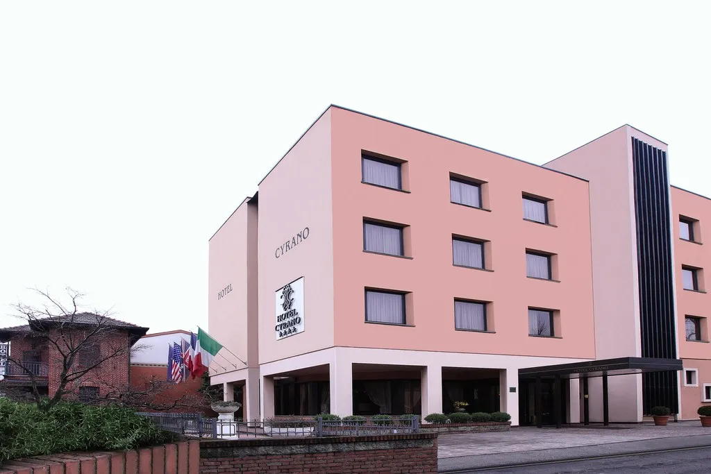General view, Cyrano, Milan