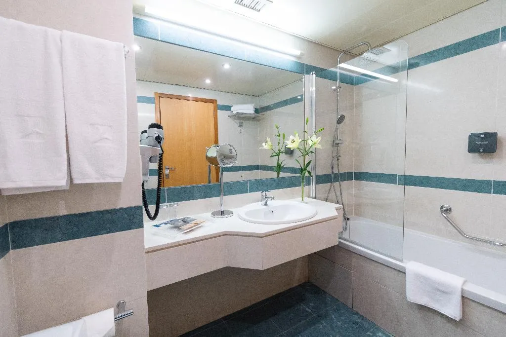 Double or Twin STANDARD Room, SANA Metropolitan, Lisbon