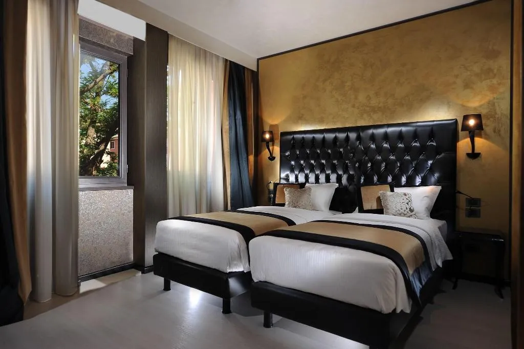 DOUBLE STANDARD Room, Carnival Palace, Venice