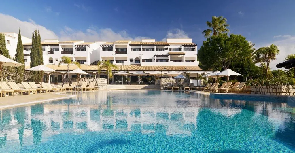 Pool, Pine Cliffs Gardens, Algarve