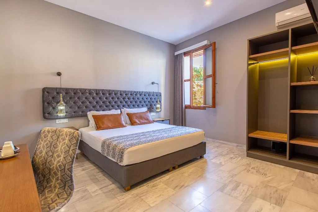 Room, Minaret Suites & Apartments, Crete