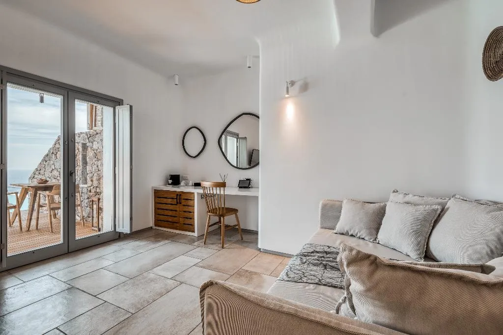 SUITE SEA VIEW WITH PRIVATE POOL Room, Alissachni Mykonos, Mykonos