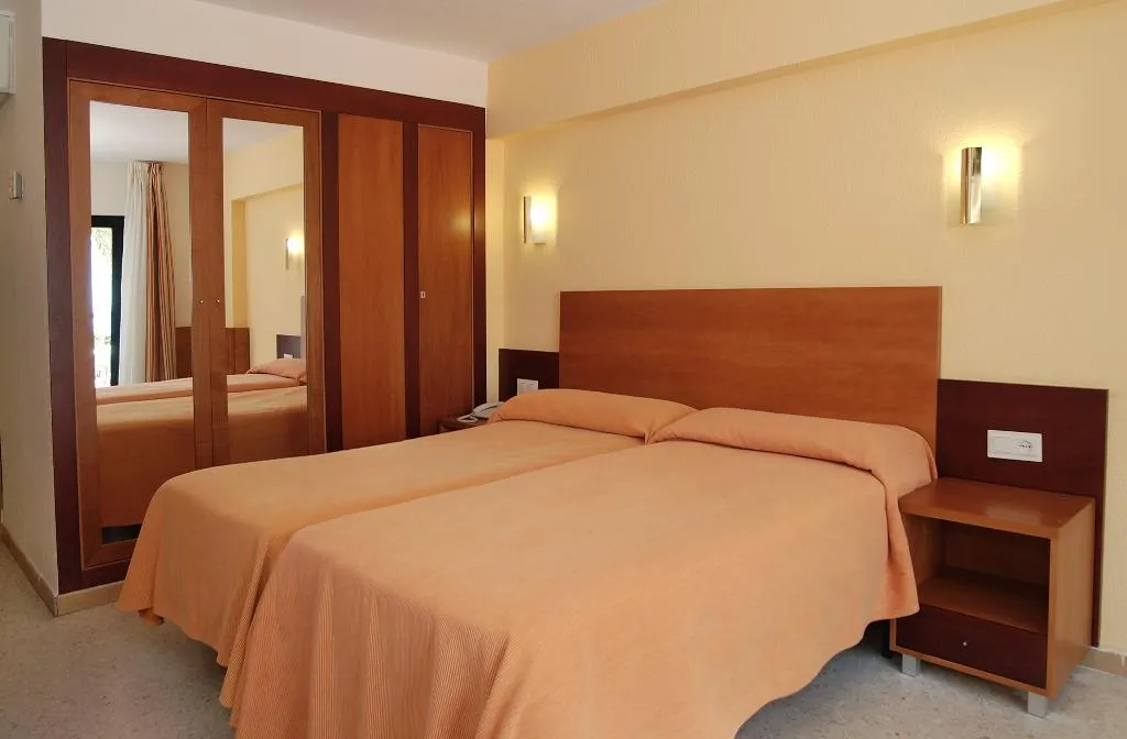Double or Twin STANDARD Room, Medplaya Bali, Costa Del Sol