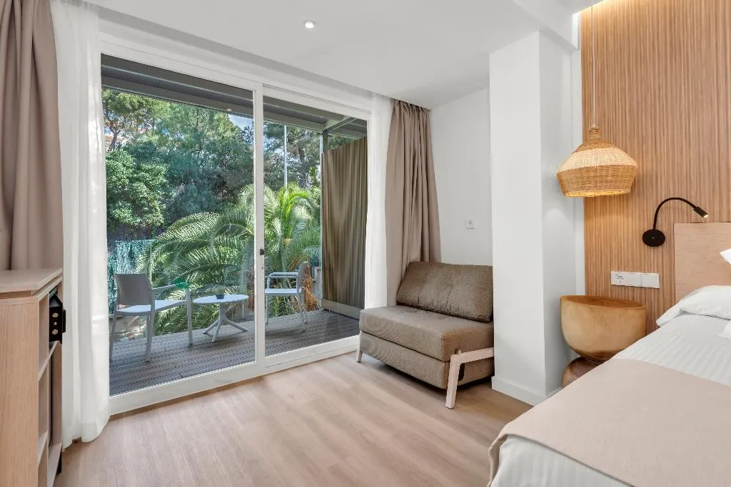 Double or Twin CAPACITY 3 Room, Valentin Grand Park Suite Hotel, Majorca