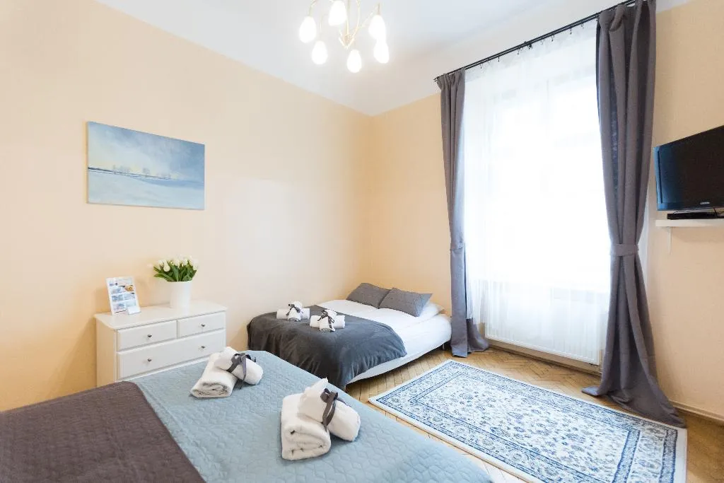 APARTMENT ONE BEDROOM Room, Apartments Roman, Krakow