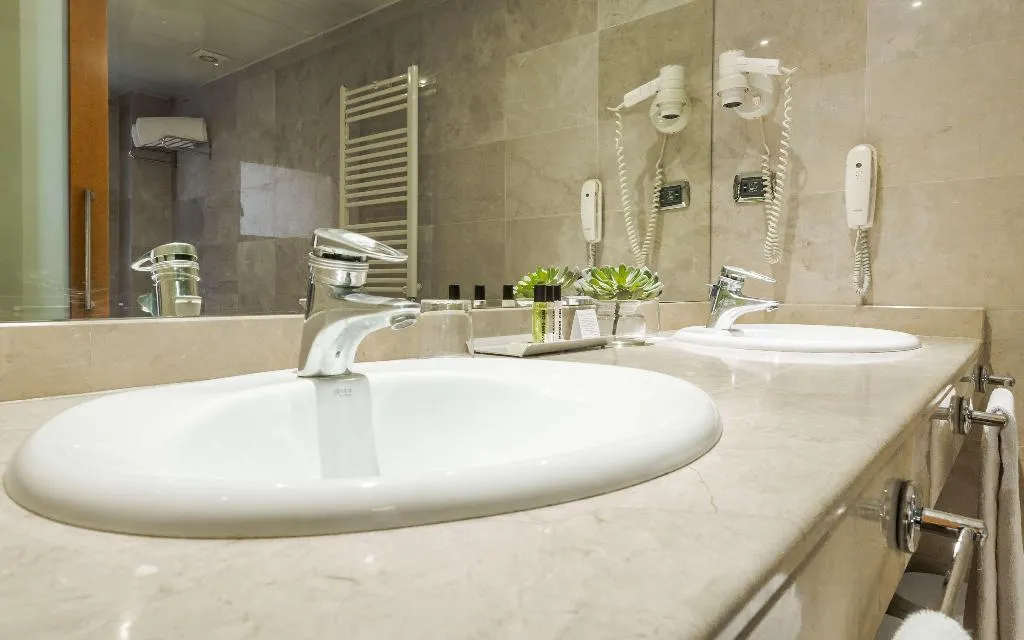 DOUBLE SINGLE USE STANDARD Room, Aparthotel Mariano Cubi, Barcelona