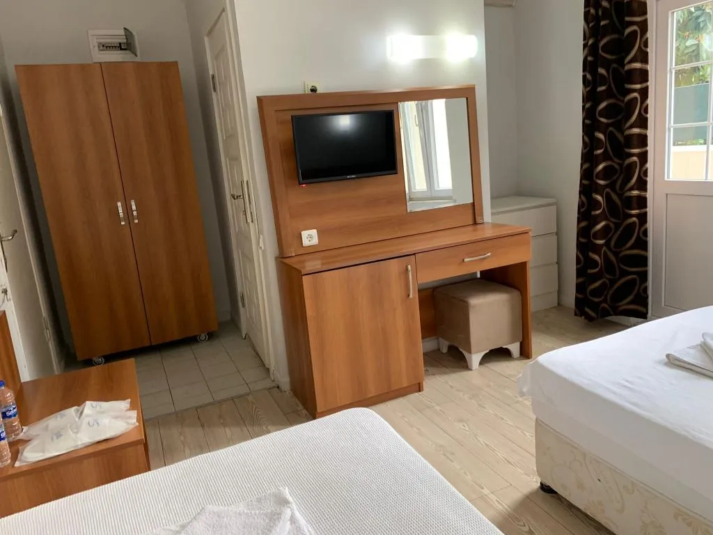 TRIPLE THREE BEDS Room, Belcan Hotel, Antalya