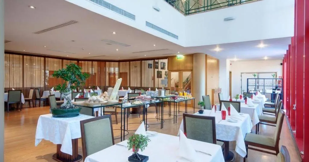 Restaurant, Aeminium Coimbra, Affiliated by Meliá, Porto