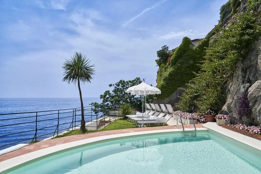 Beach, Palazzo Avino, Naples