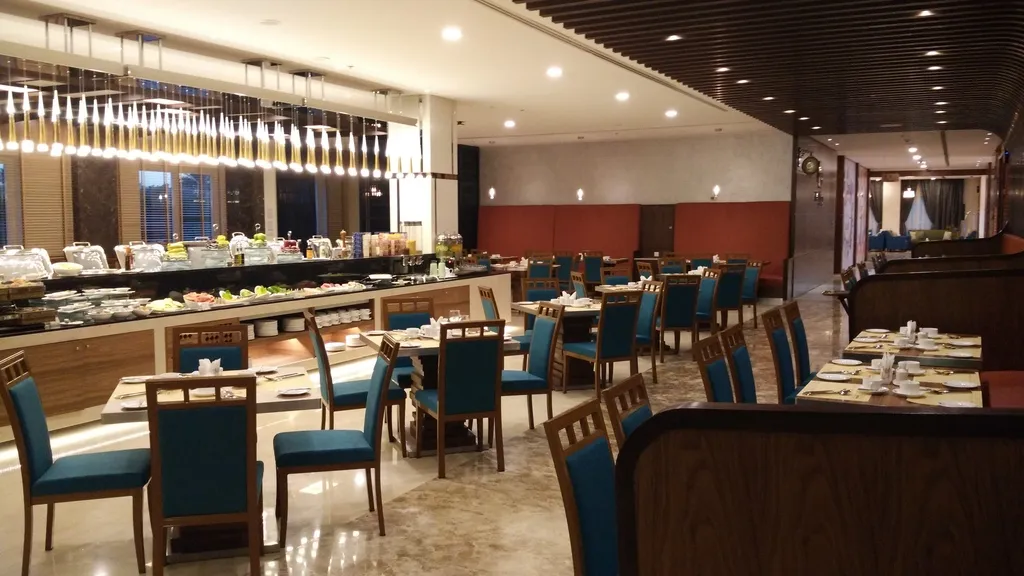 Restaurant, Fortune Park Hotel, Dubai